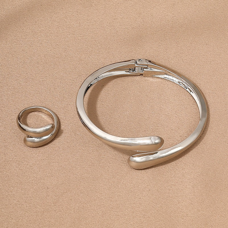 Minimalist Heavy Metal Geometric Ring Smooth Women's Necklace Bracelet Ring Jewelry Set